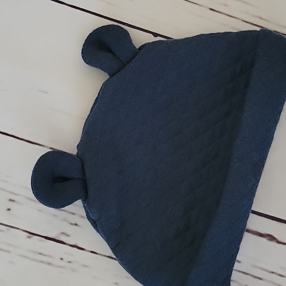 Blue beanie with ears - Picture 3 of 4